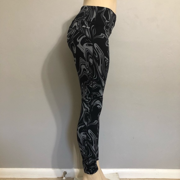 Nike leggings size XL - Picture 3 of 7